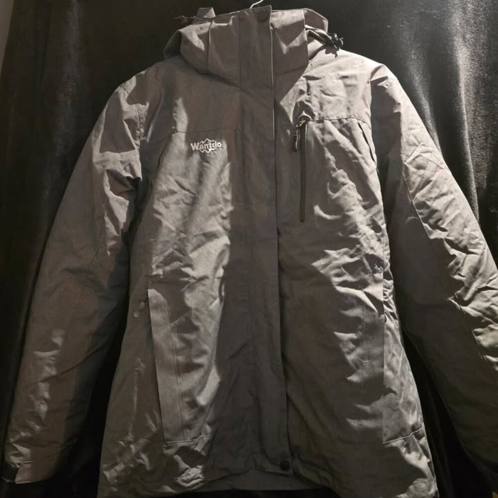 Brand New Wantdo Women’s Grey Waterproof 3-in-1 Outdoor Jacket – Size M